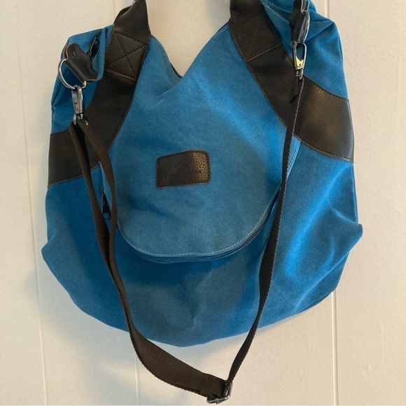 Handbags - Classic Fashion Large Hobo Handbag Carry Handles Or Strap Color Blue